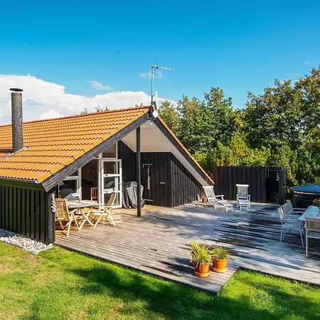 6 Person In Feriehus Ulfborg